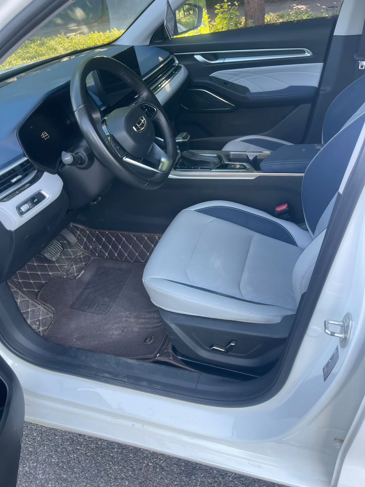 GEELY Emgrand 2022 #5 GEELY Emgrand 2022 car image #5