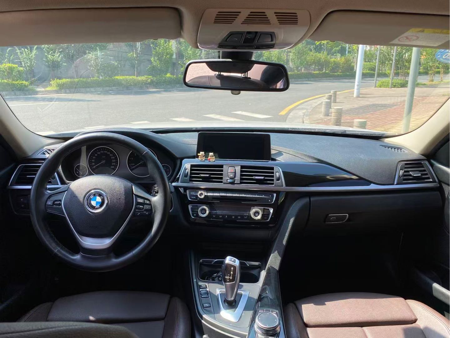 BMW 3 Series 2019 #14 BMW 3 Series 2019 car image #14