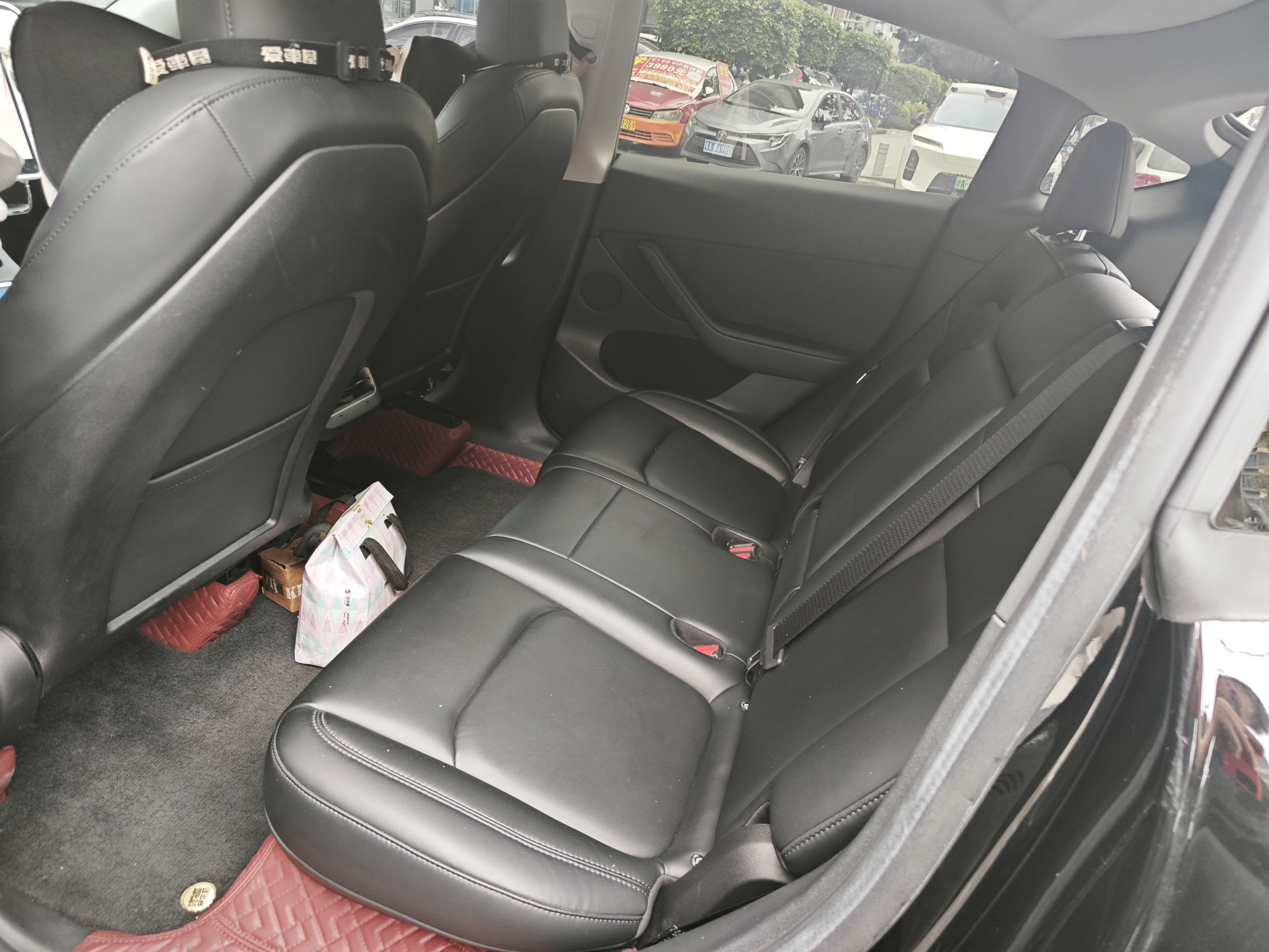Tesla Model Y 2023 car image #6