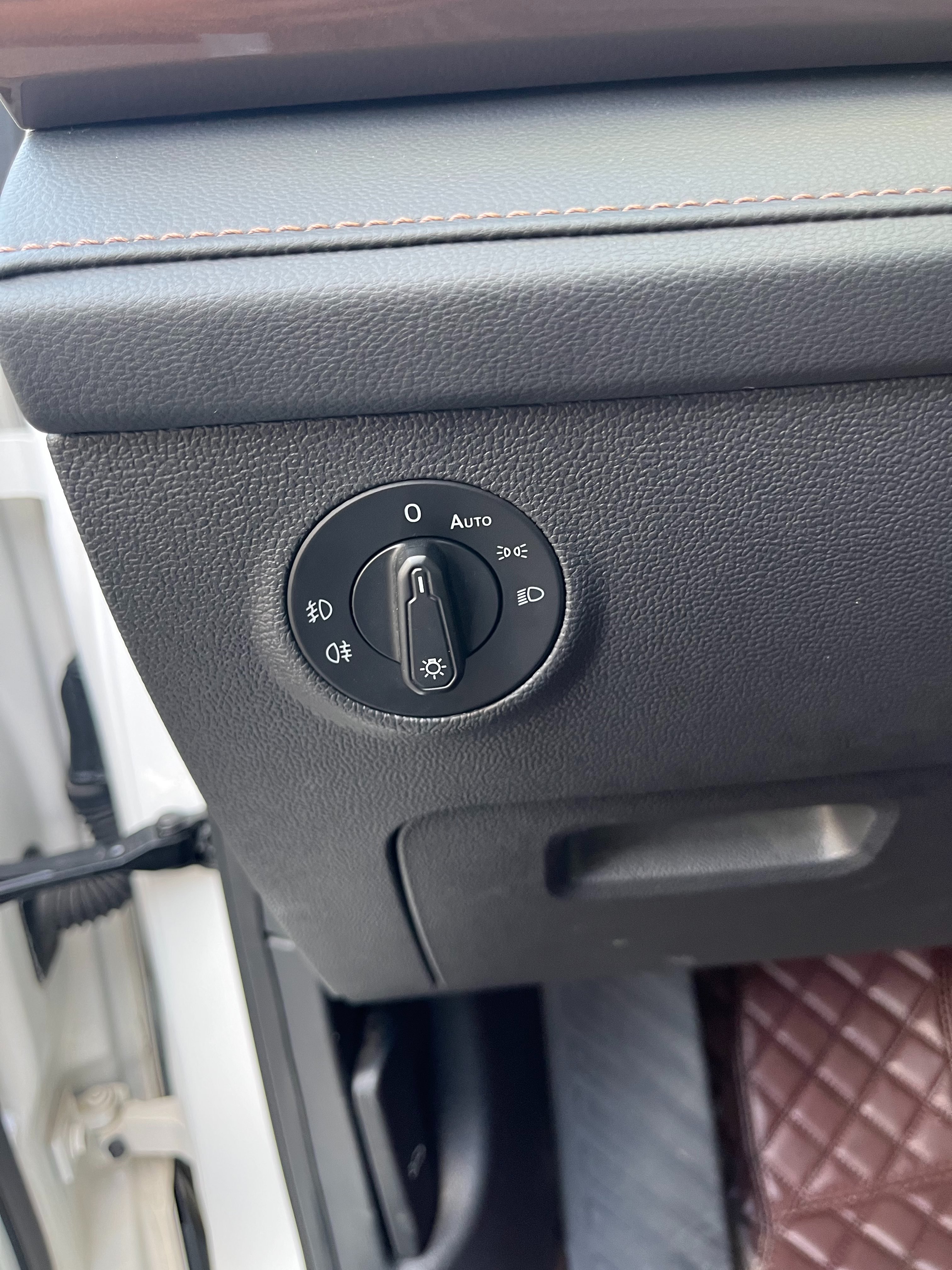 Volkswagen Tharu 2021 car image #15