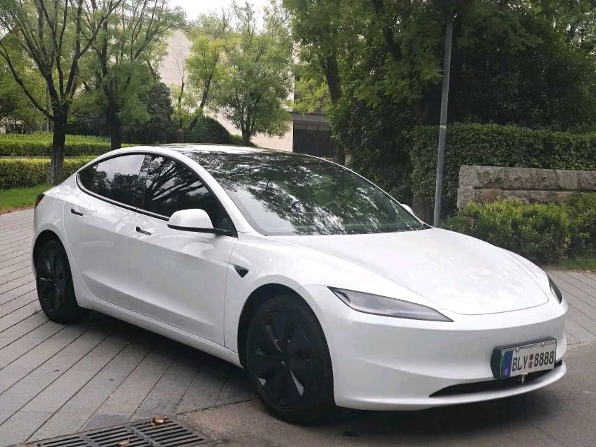 Tesla Model 3 2025 #5 Tesla Model 3 2025 car image #5