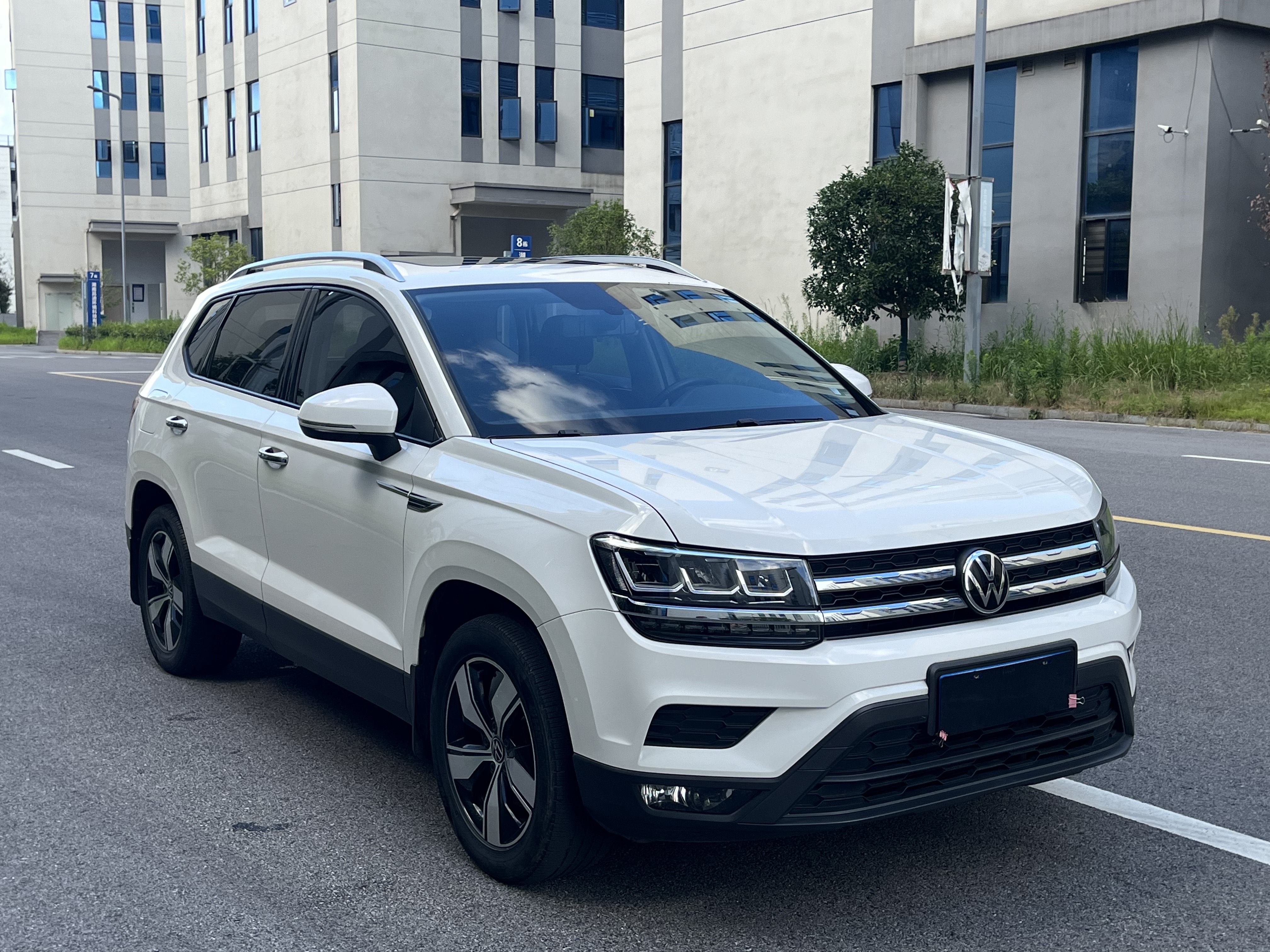 Volkswagen Tharu 2021 car image #5