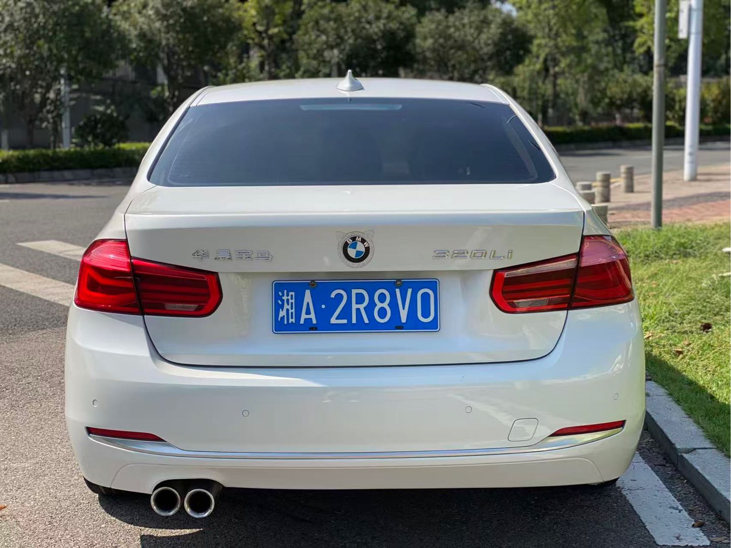 BMW 3 Series 2019 #8 BMW 3 Series 2019 car image #8