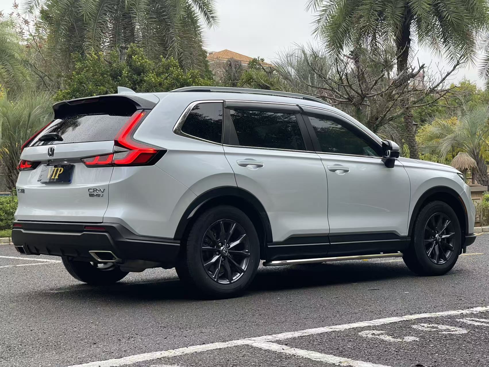 Honda CR-V 2023 car image #11