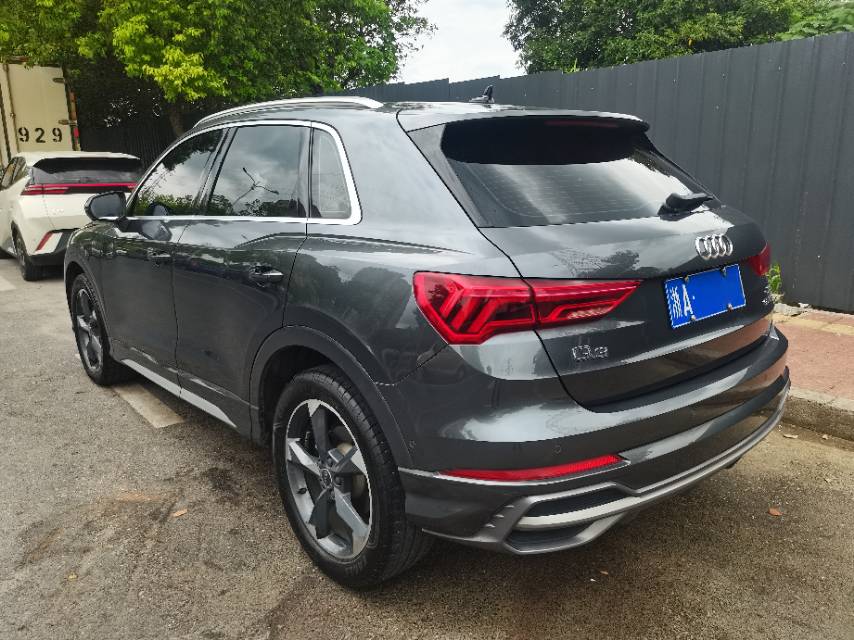 Audi Q3 2021 #9 Audi Q3 2021 car image #9