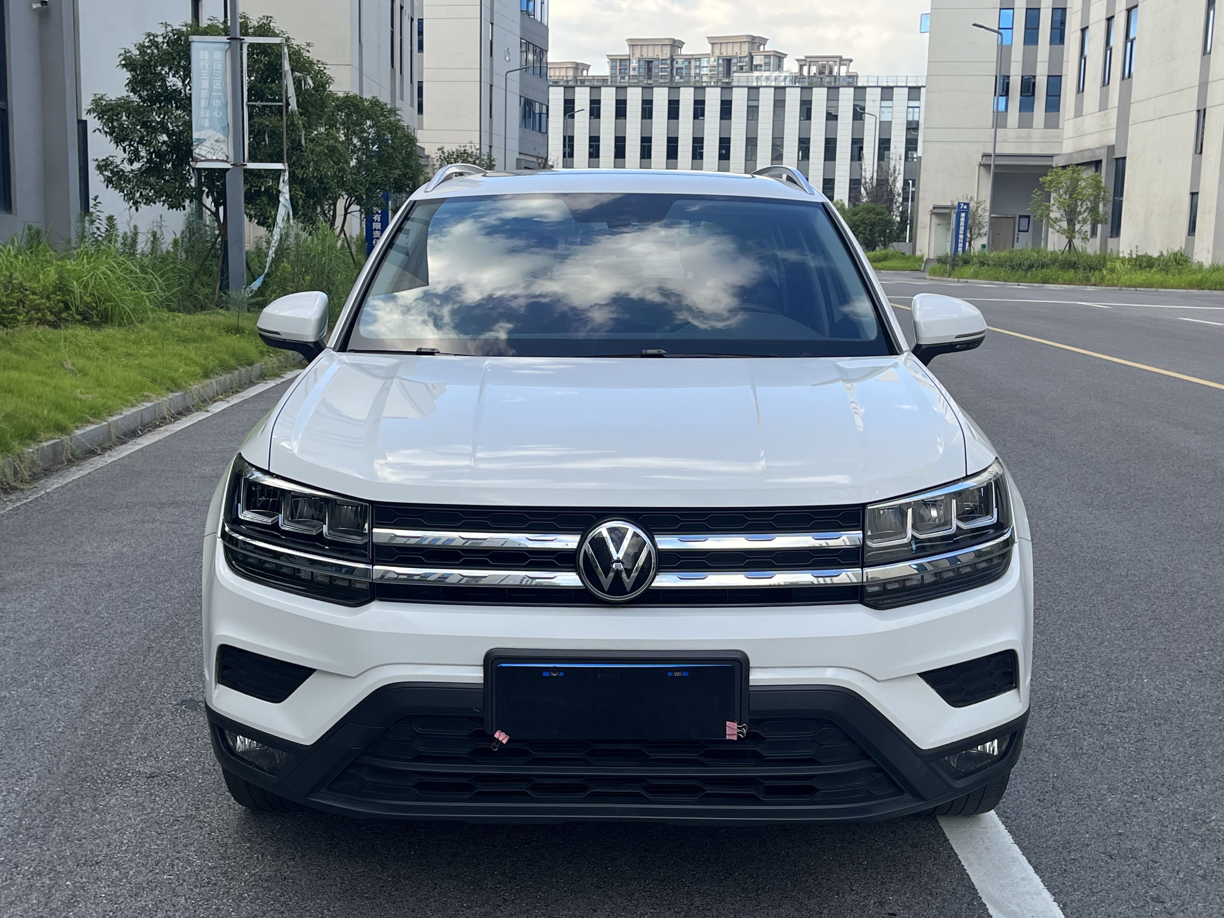Volkswagen Tharu 2021 car image #4