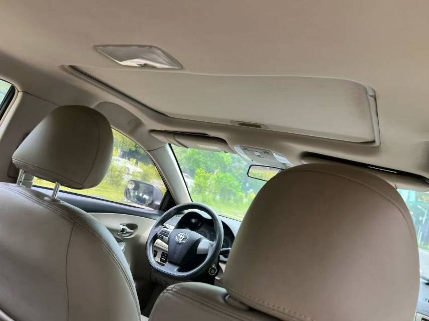 Toyota Corolla 2014 immagine di auto #9