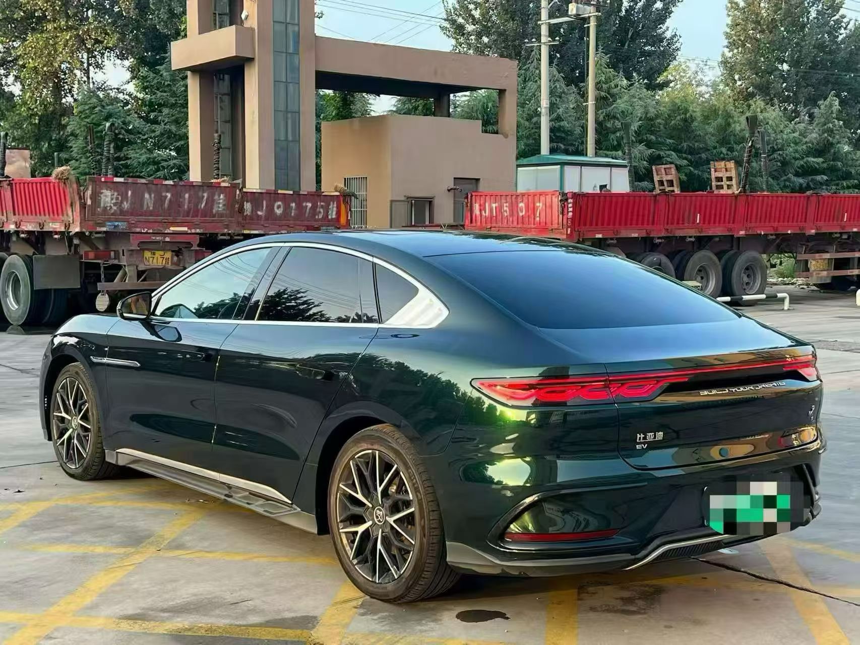 BYD Han 2023 #5 BYD Han 2023 immagine di auto #5