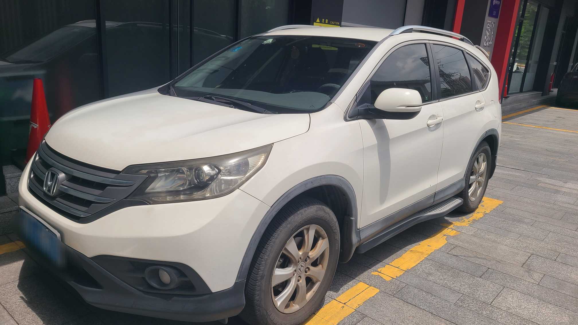 Honda CR-V 2013 car image #2