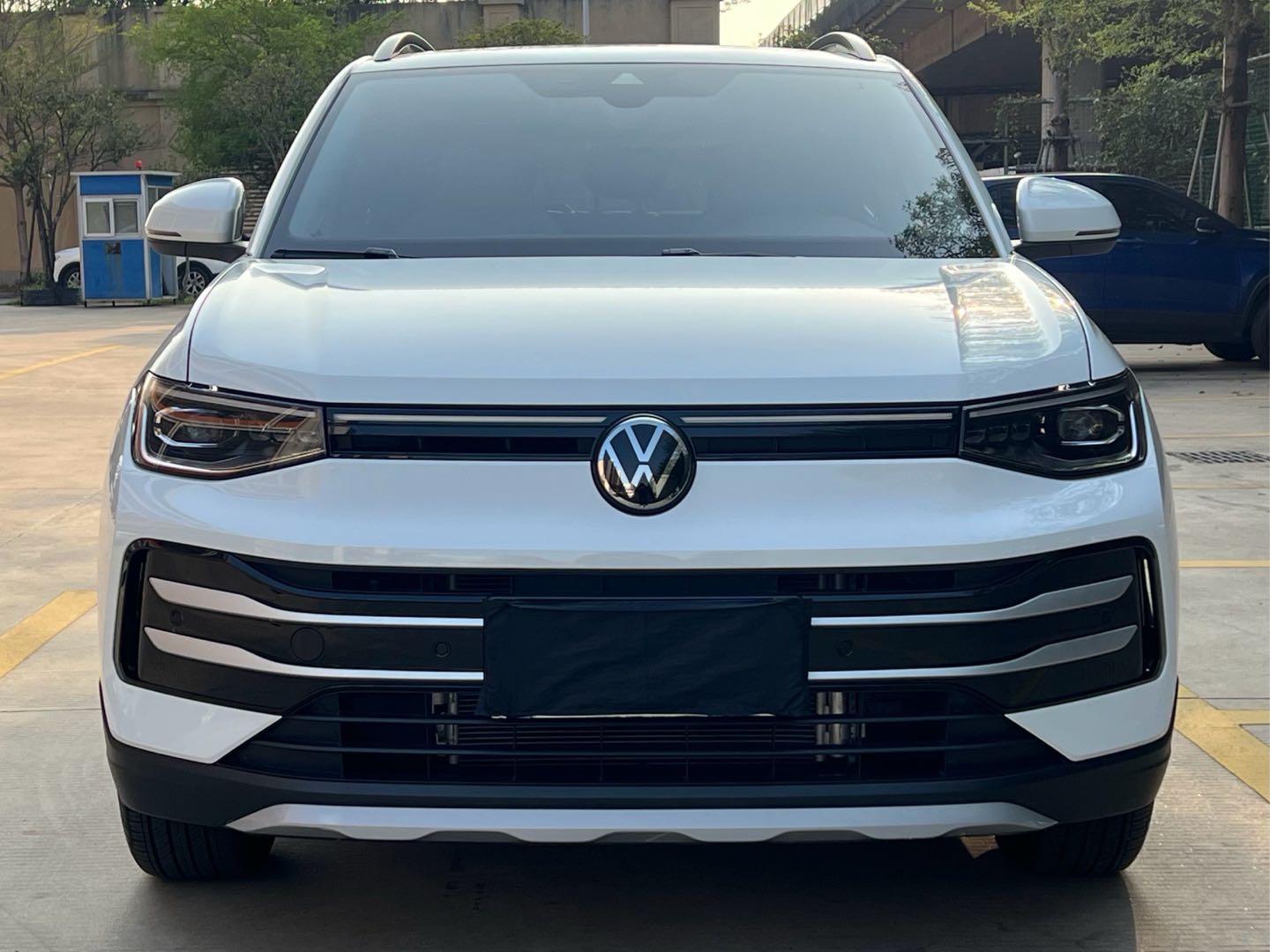 Volkswagen Tharu 2025 #4 Volkswagen Tharu 2025 car image #4