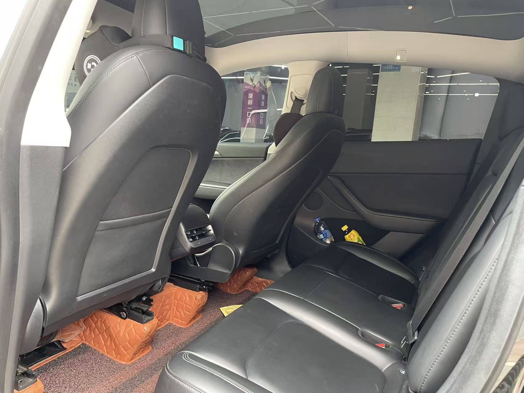 Tesla Model Y 2021 car image #5