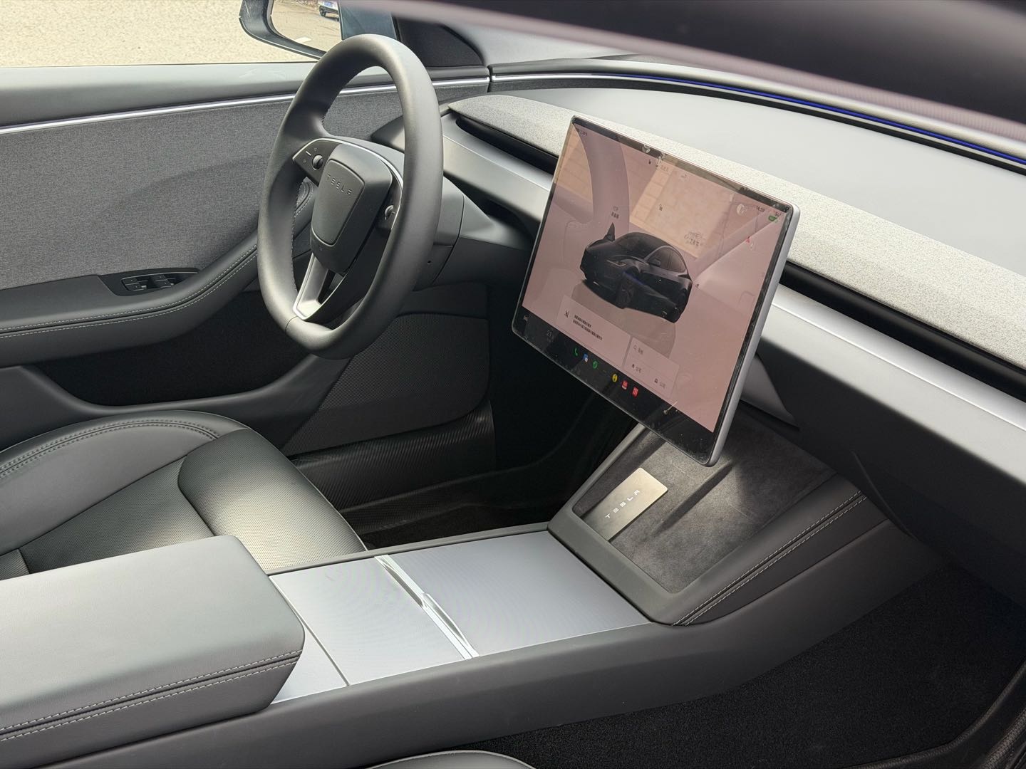 Tesla Model 3 2024 #8 Tesla Model 3 2024 car image #8