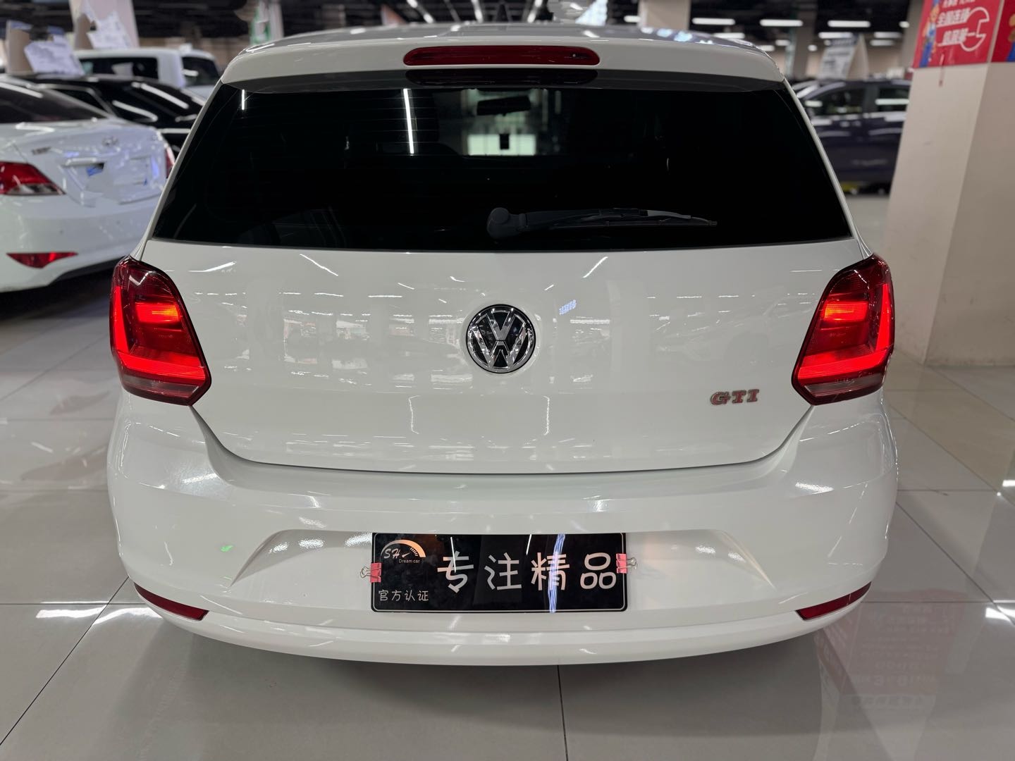 Volkswagen Polo 2018 car image #10