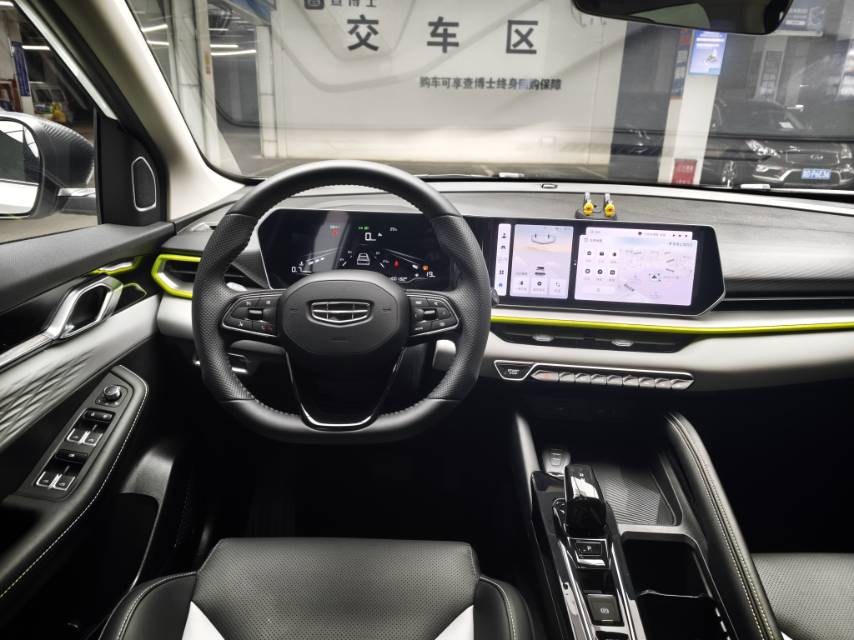 GEELY Coolray 2023 #9 GEELY Coolray 2023 car image #9