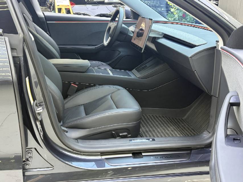 2024 immagine di auto #6