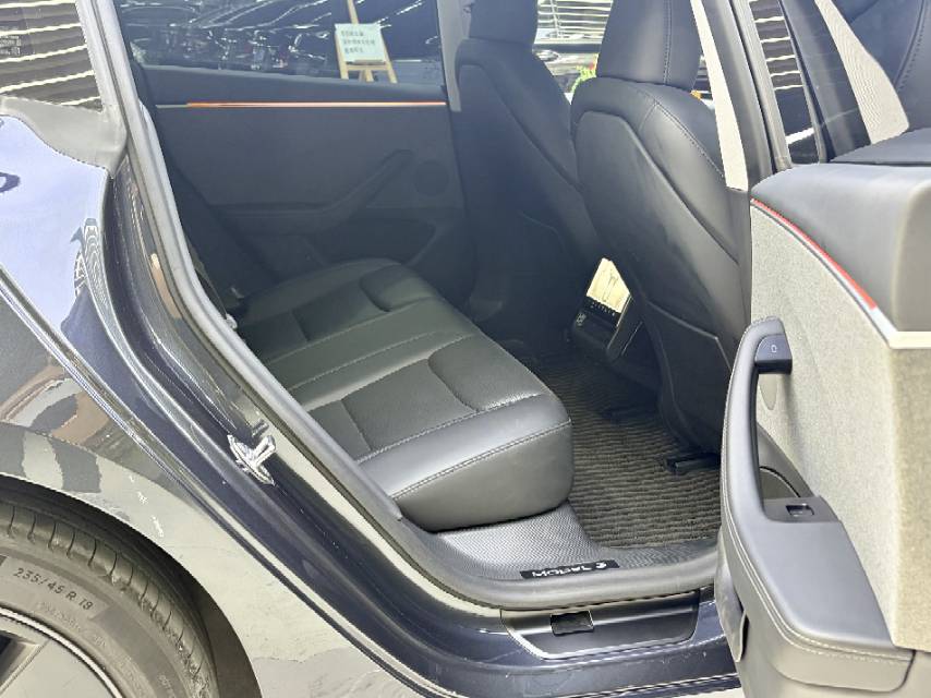 2024 immagine di auto #5