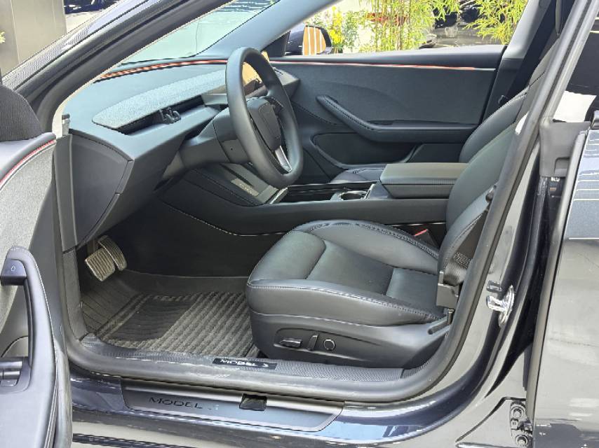 2024 immagine di auto #4