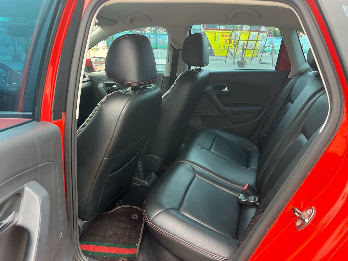 Volkswagen Polo 2013 car image #8