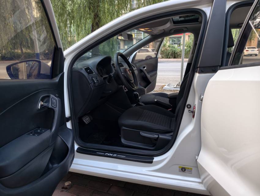 Volkswagen Polo 2019 #11 Volkswagen Polo 2019 car image #11