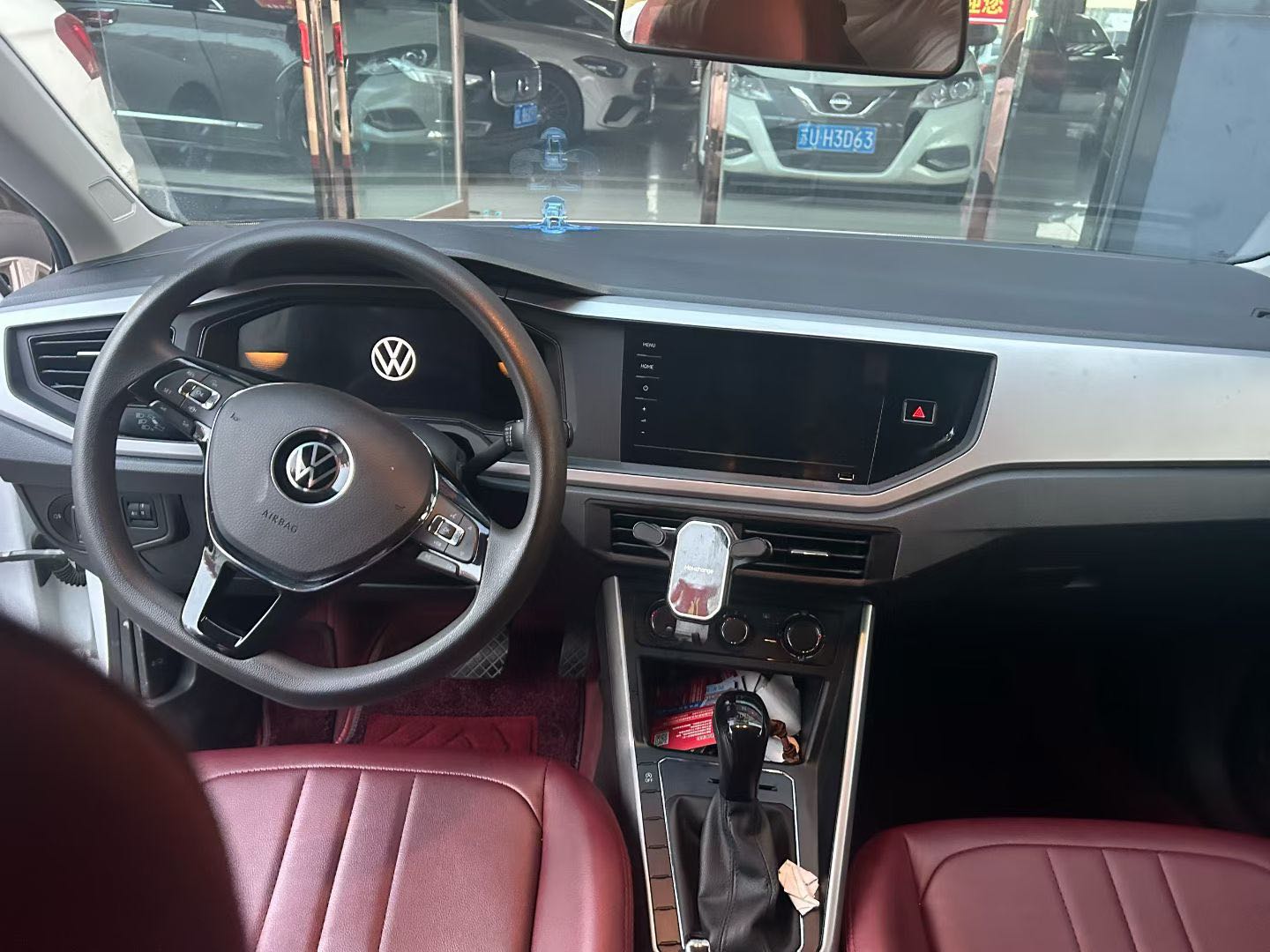 Volkswagen Polo 2023 car image #8