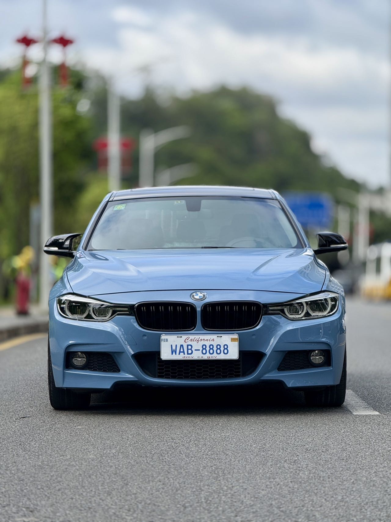 BMW 3 Series 2017 #4 BMW 3 Series 2017 car image #4