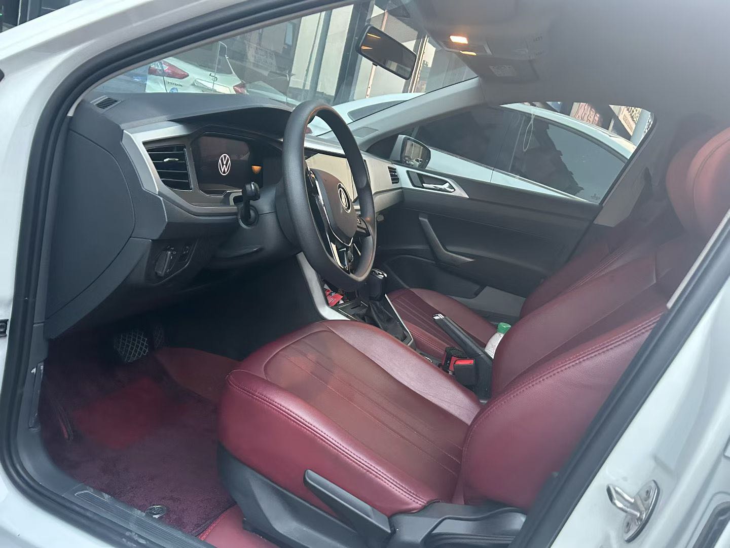 Volkswagen Polo 2023 car image #6