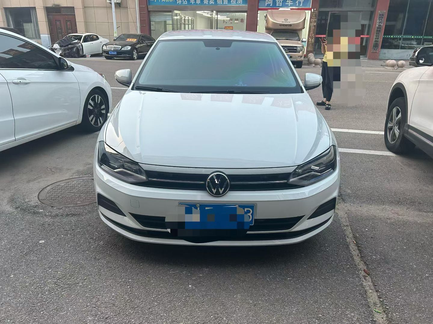 Volkswagen Polo 2023 car image #4