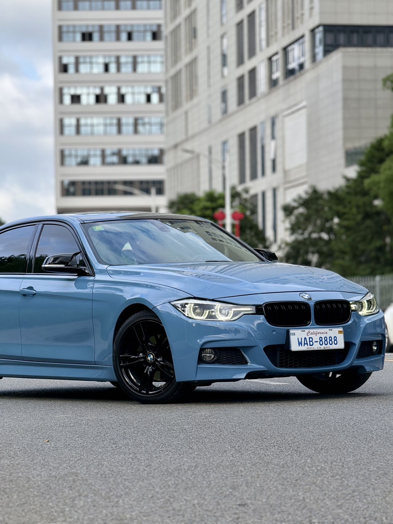 BMW 3 Series 2017 #11 BMW 3 Series 2017 car image #11