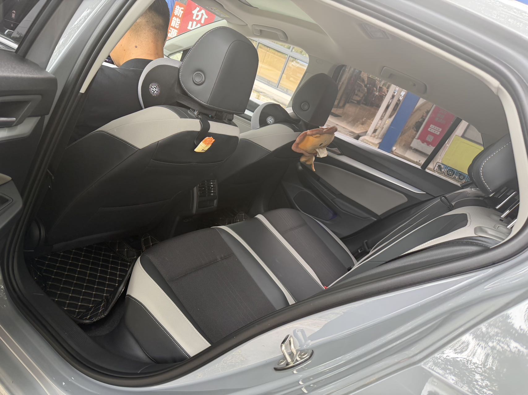 2024 car image #7