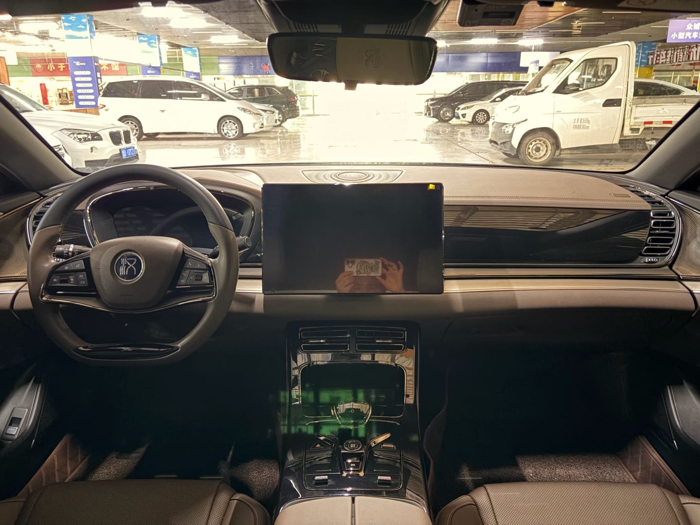 2023 immagine di auto #8