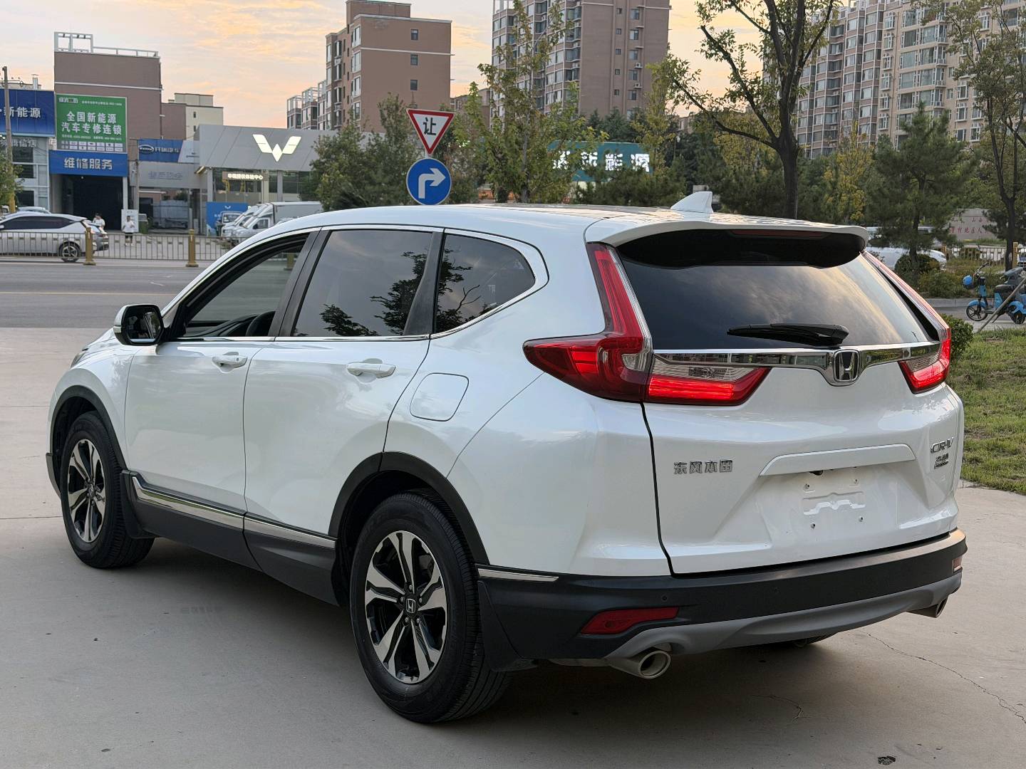 Honda CR-V 2019 #8 Honda CR-V 2019 car image #8