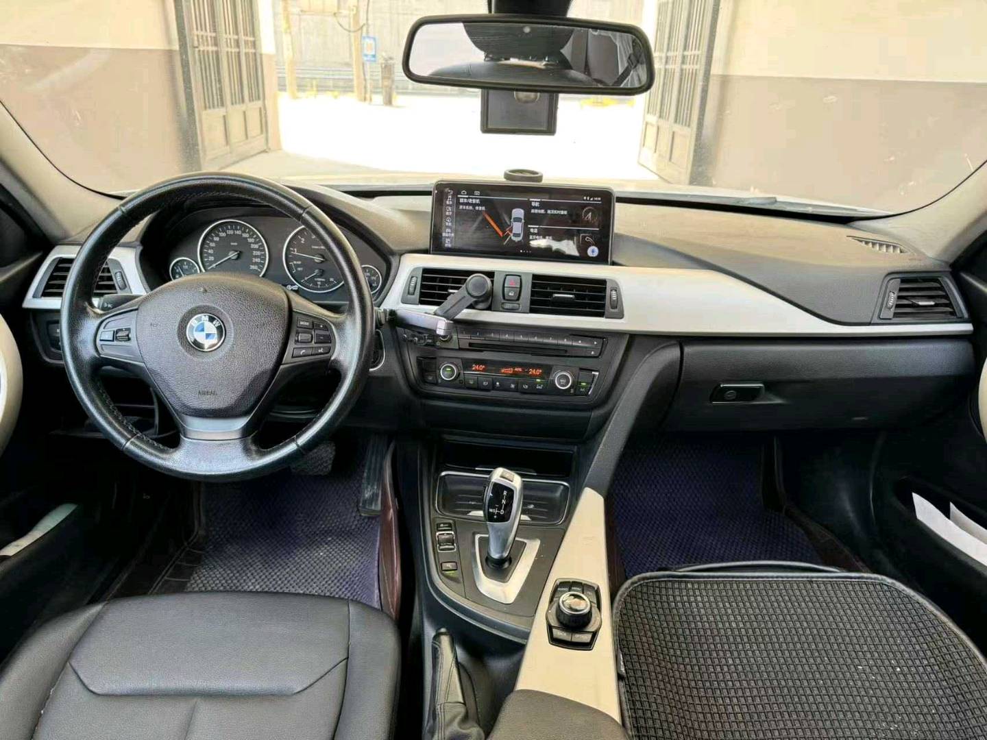 BMW 3 Series 2015 #4 BMW 3 Series 2015 car image #4