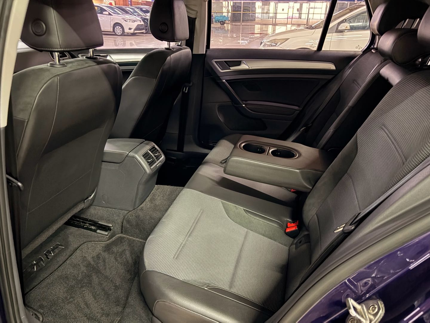 Volkswagen Golf 2018 #10 Volkswagen Golf 2018 car image #10