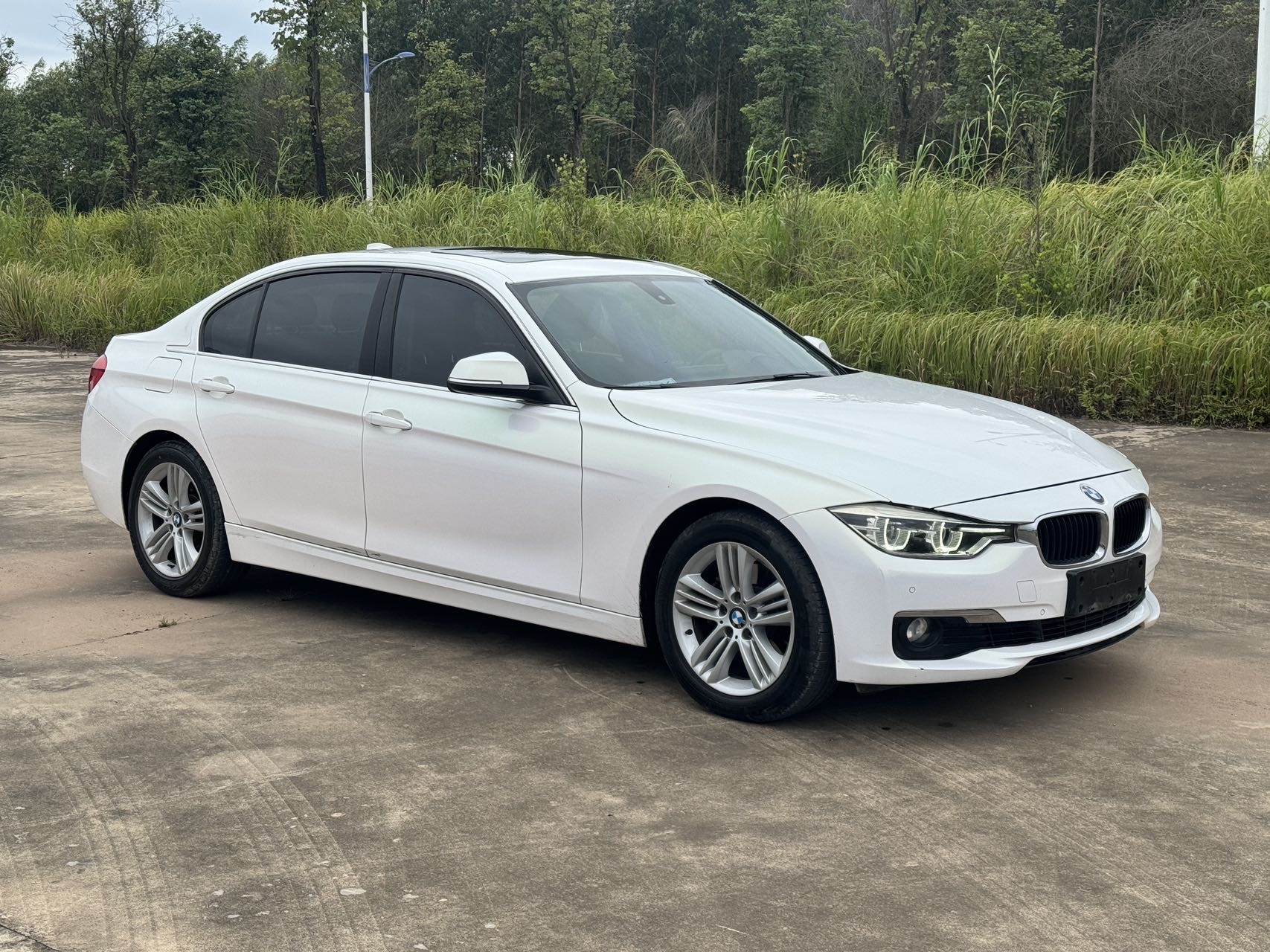 BMW 3 Series 2017 car image #5