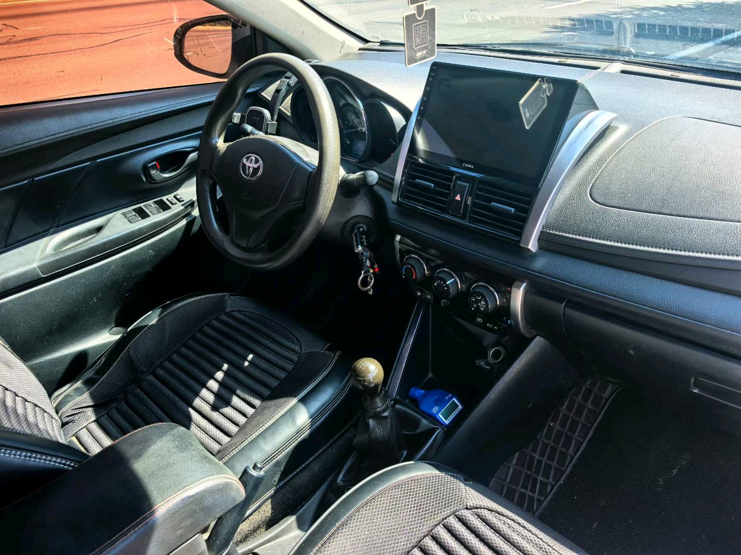 Toyota Vios 2015 car image #6