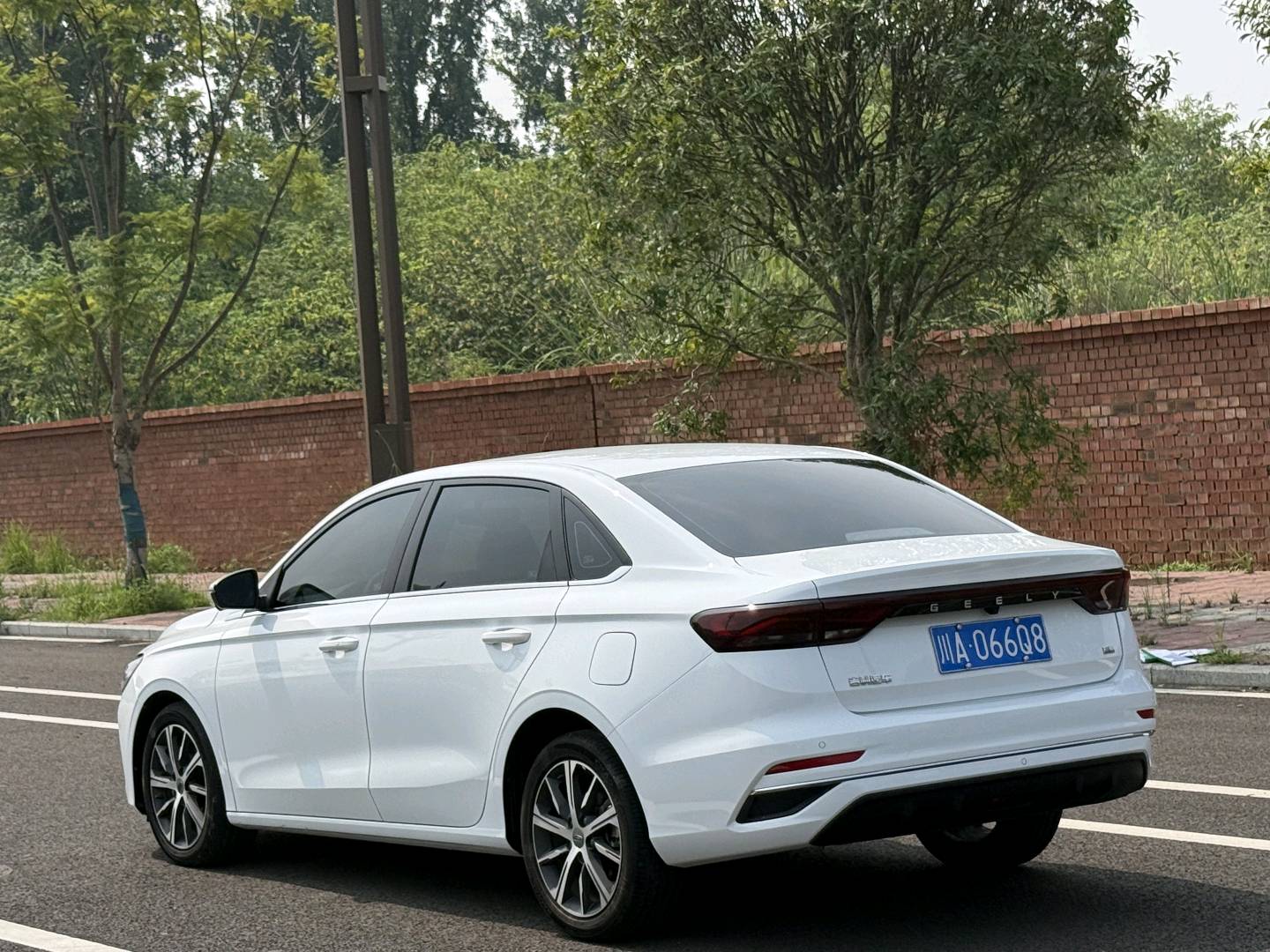 GEELY Emgrand 2022 car image #8