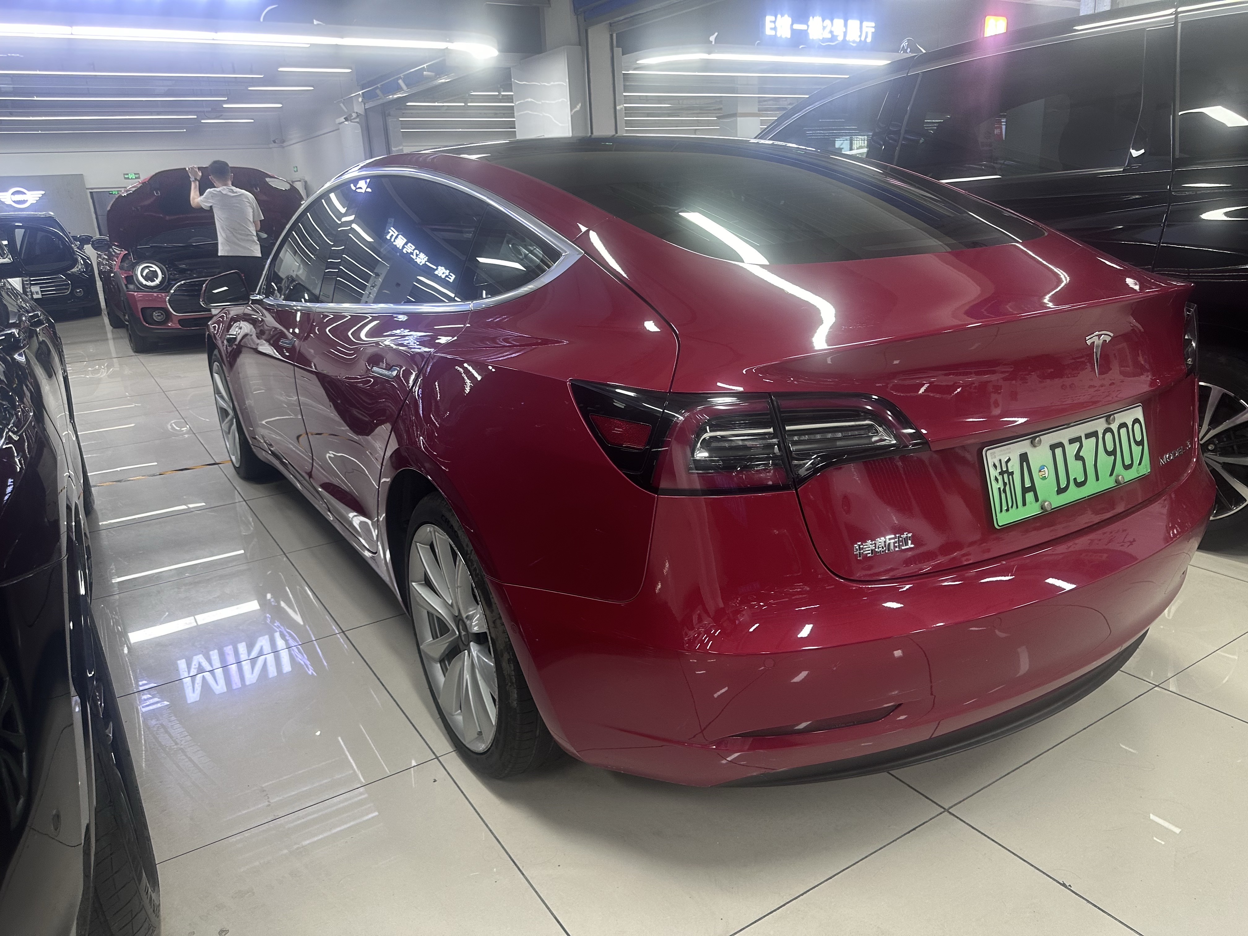 Tesla Model 3 2020 #11 Tesla Model 3 2020 car image #11