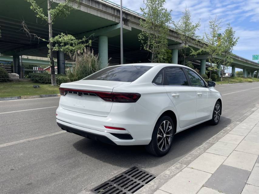 GEELY Emgrand 2025 #8 GEELY Emgrand 2025 car image #8