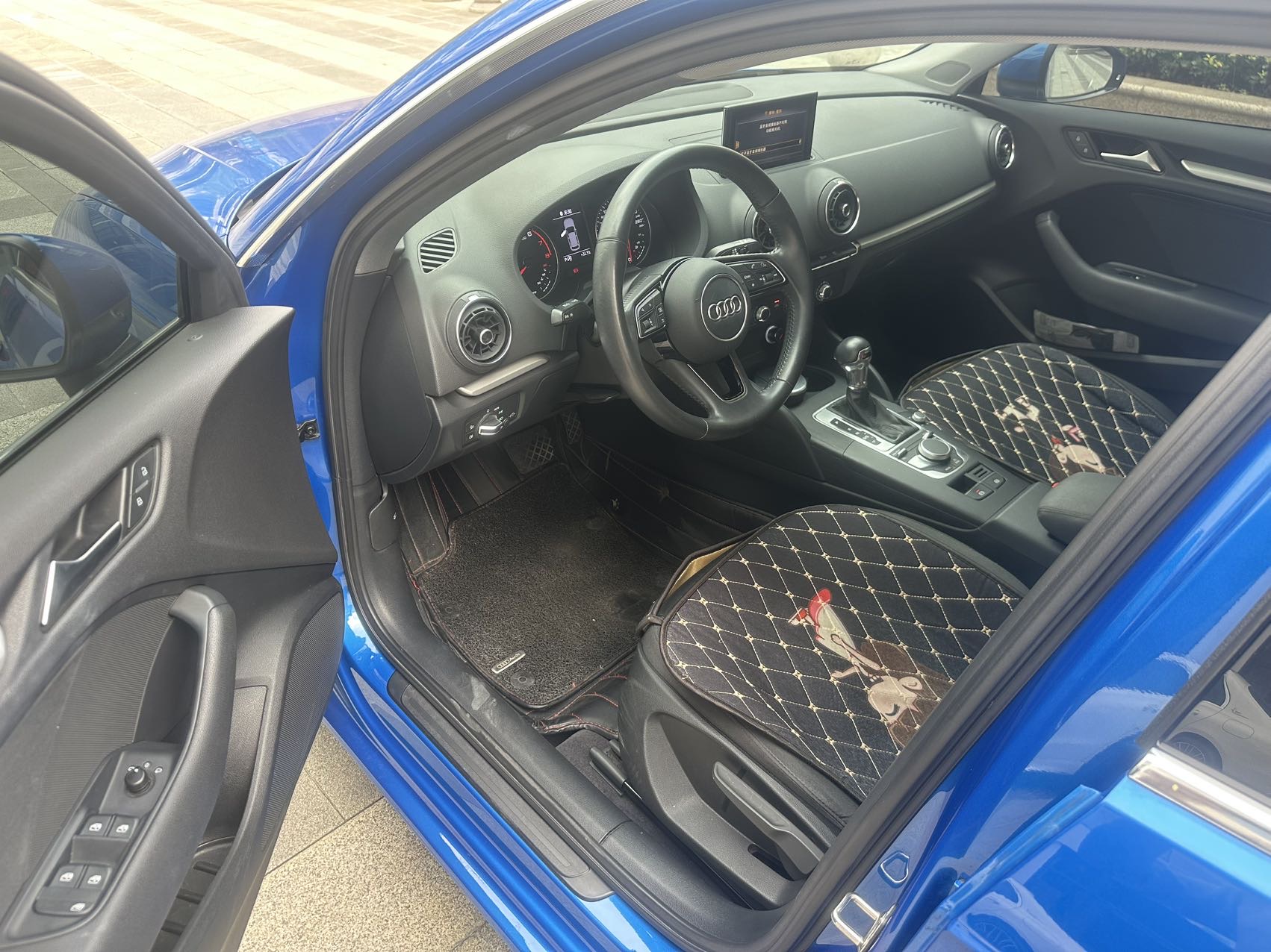 Audi A3 2019 car image #11