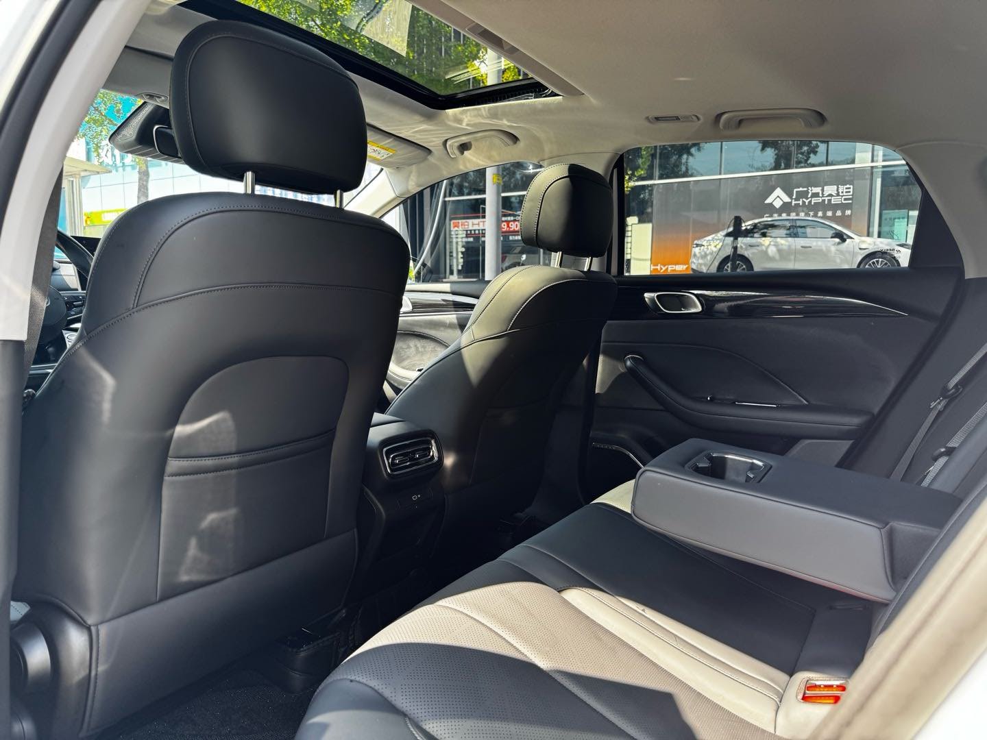 GEELY Emgrand 2026 #7 GEELY Emgrand 2026 car image #7