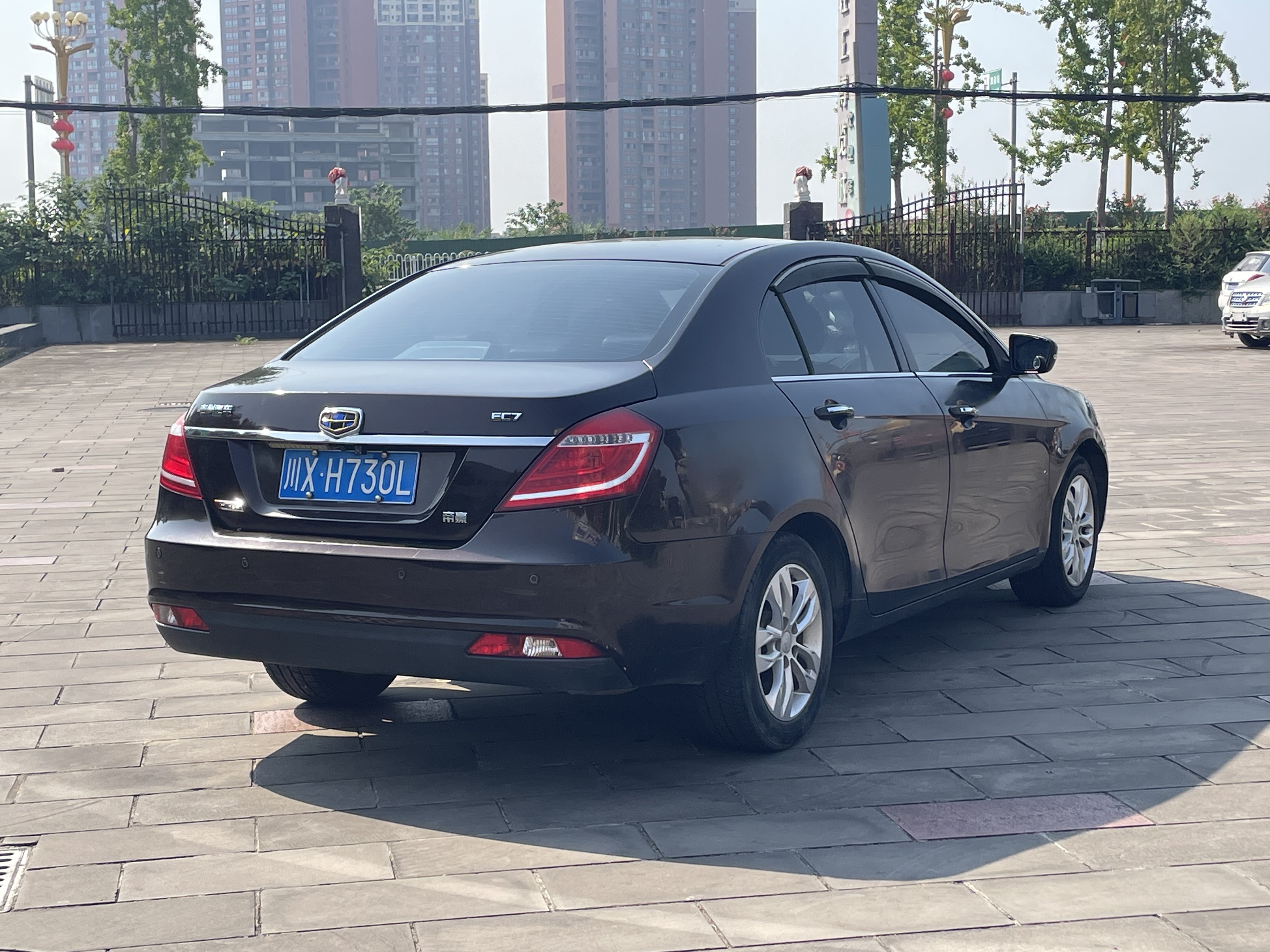 GEELY Emgrand 2015 #11 GEELY Emgrand 2015 car image #11