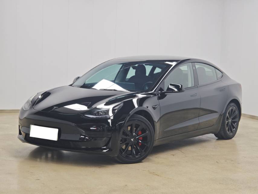 Tesla Model 3 2021 car image #2