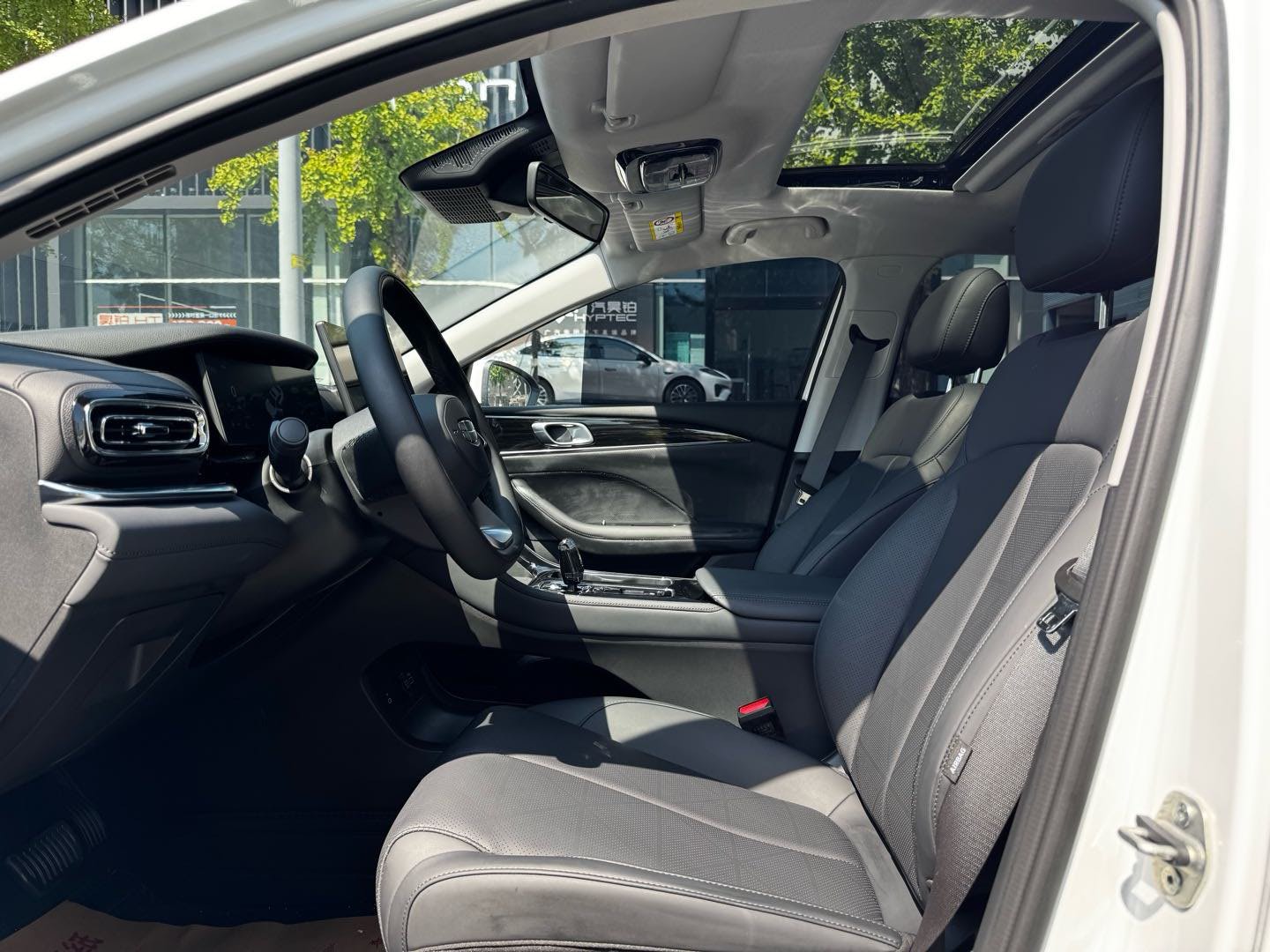 GEELY Emgrand 2026 #6 GEELY Emgrand 2026 car image #6