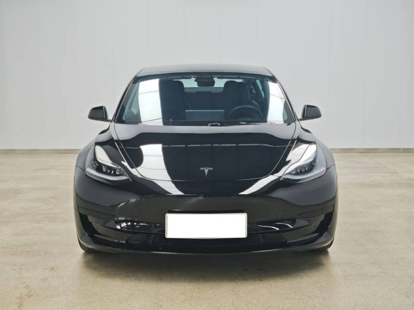 Tesla Model 3 2021 car image #4