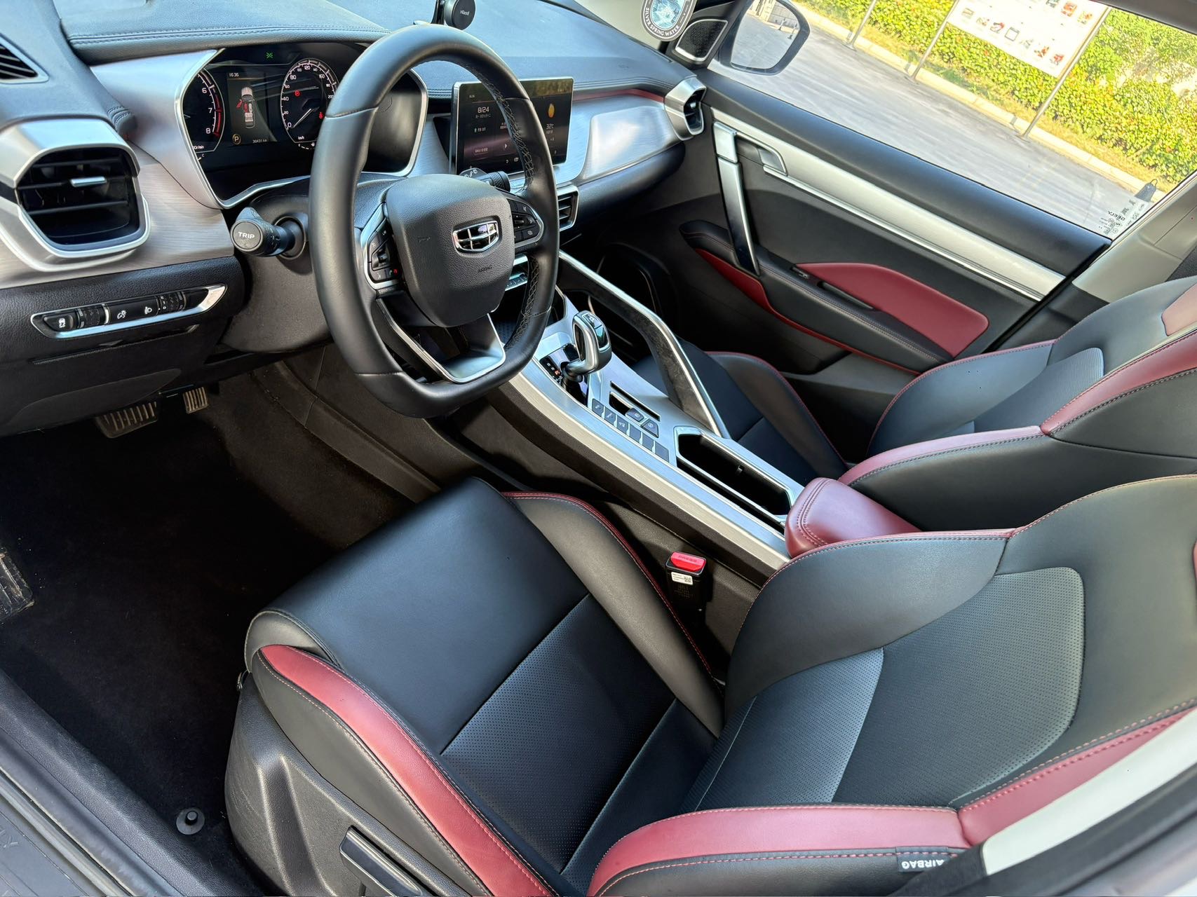 GEELY Coolray 2021 #6 GEELY Coolray 2021 car image #6
