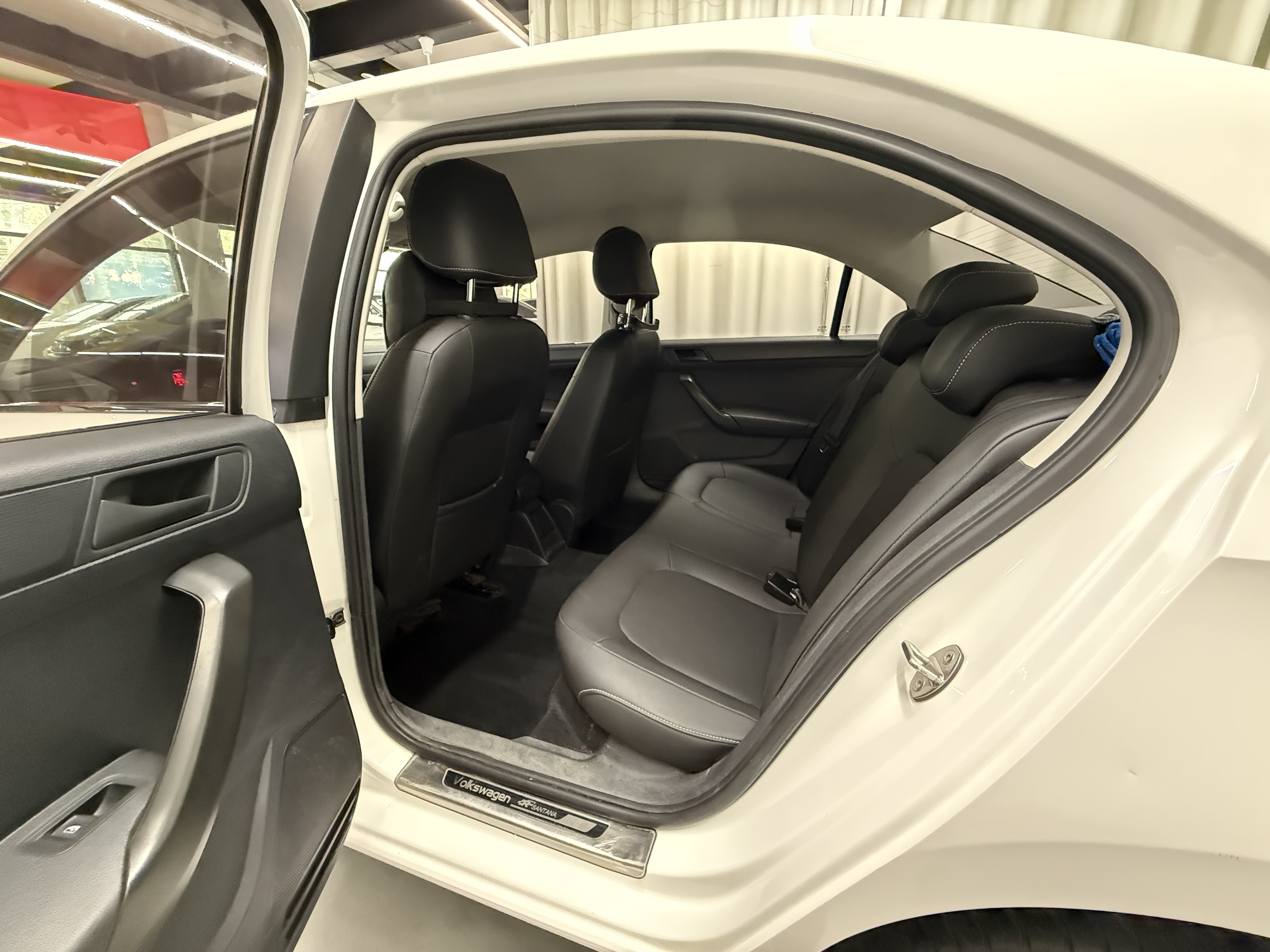 Volkswagen Santana 2017 car image #7