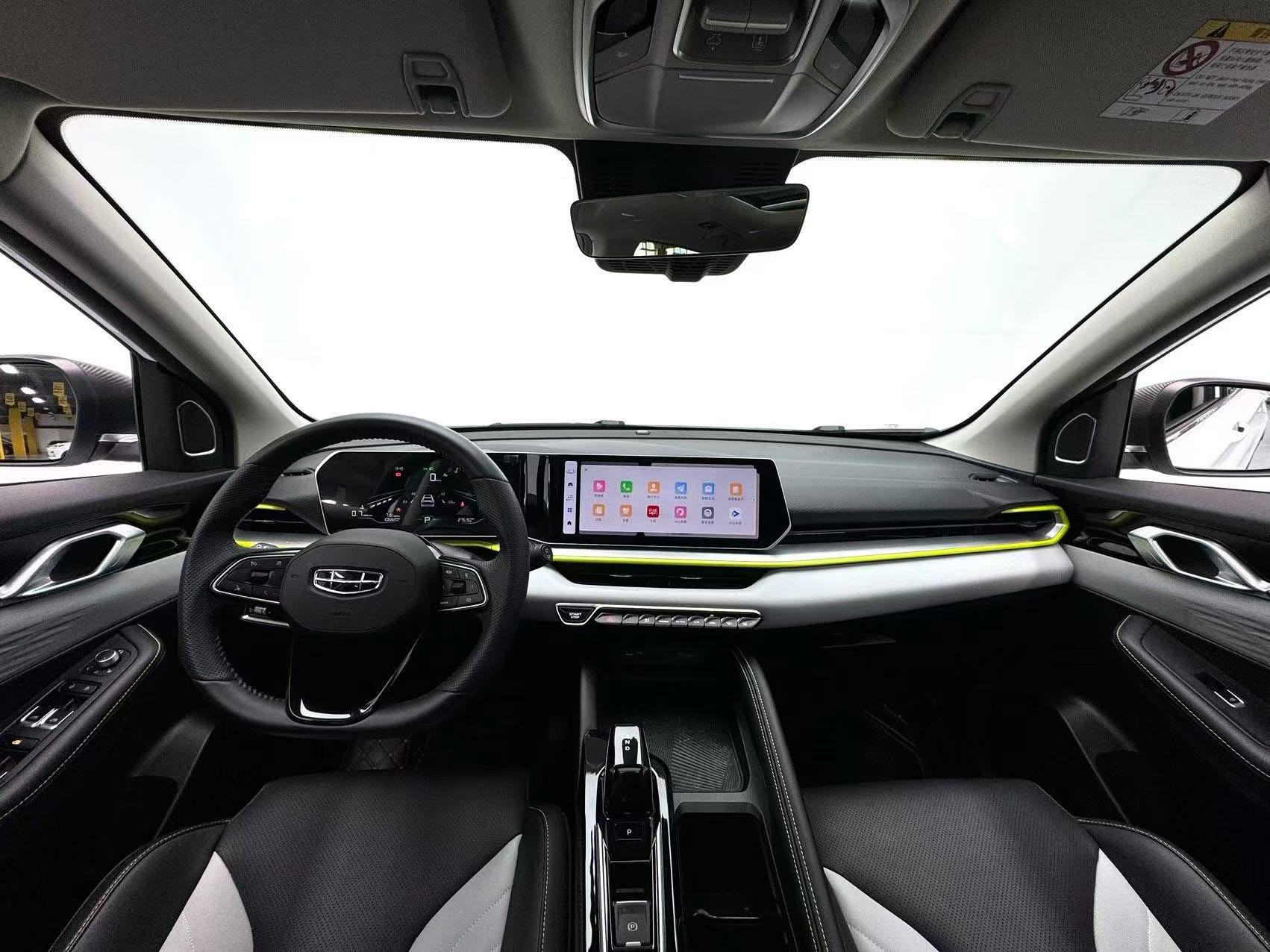 GEELY Coolray 2023 #6 GEELY Coolray 2023 car image #6