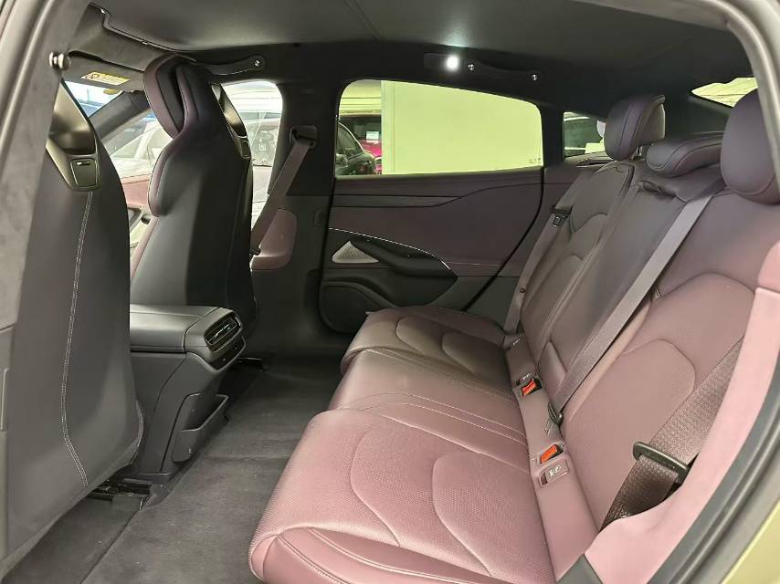 2024 immagine di auto #7