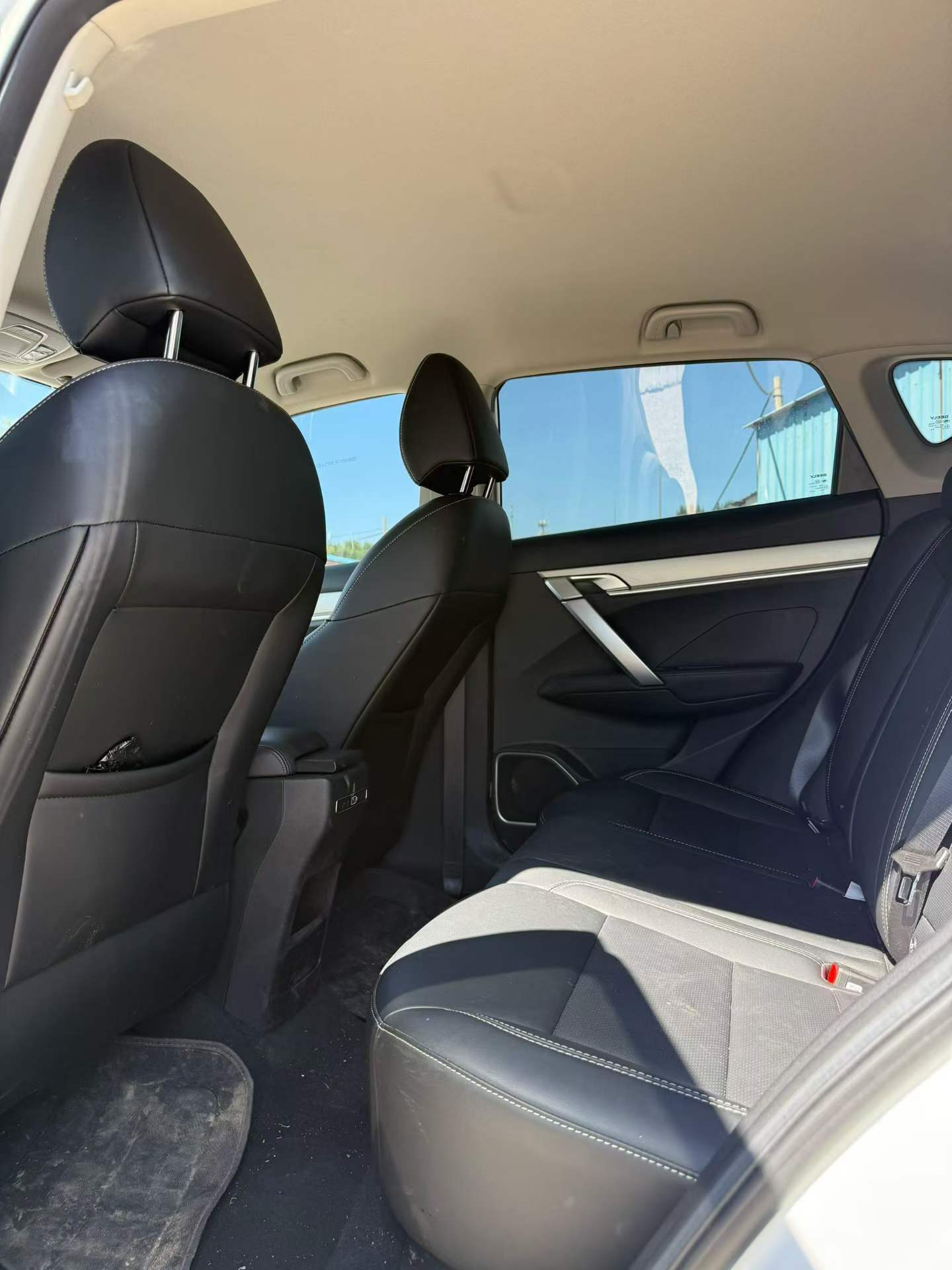 GEELY Coolray 2025 #6 GEELY Coolray 2025 car image #6