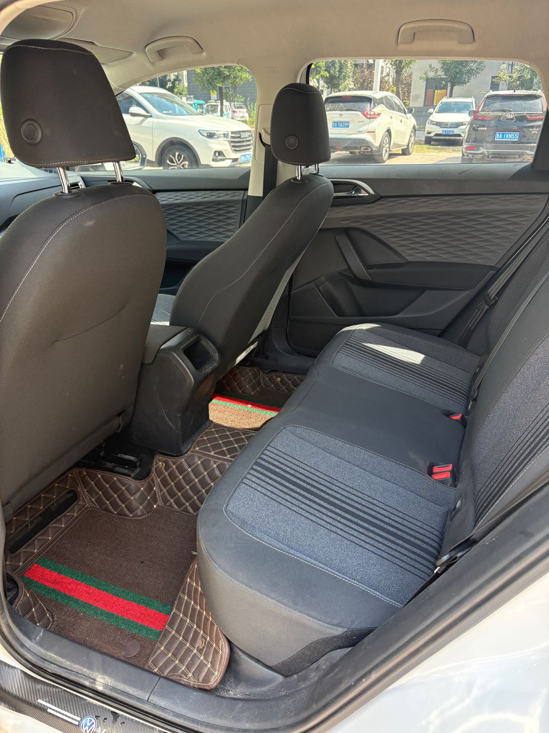 Volkswagen Tharu 2021 car image #11